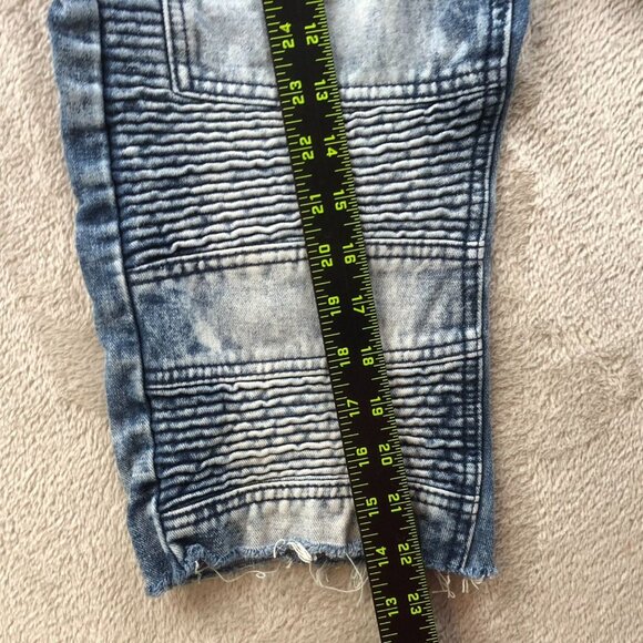 Road Narrows Womens Capri Jeans Size 16 Blue Denim Distressed Raw Hem Casual Y2K - Picture 6 of 15